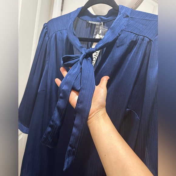 BloomChic Plus Size Plain Knot Neck Ruffle Sleeve Blouse - Picture 4 of 10